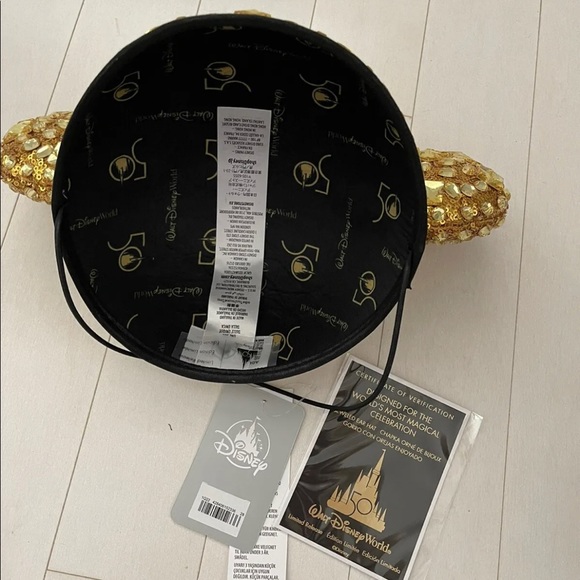 Disney World 50th Anniversary Jeweled Mickey Ear Hat Gold Luxe Disney Parks NWT - Picture 5 of 8